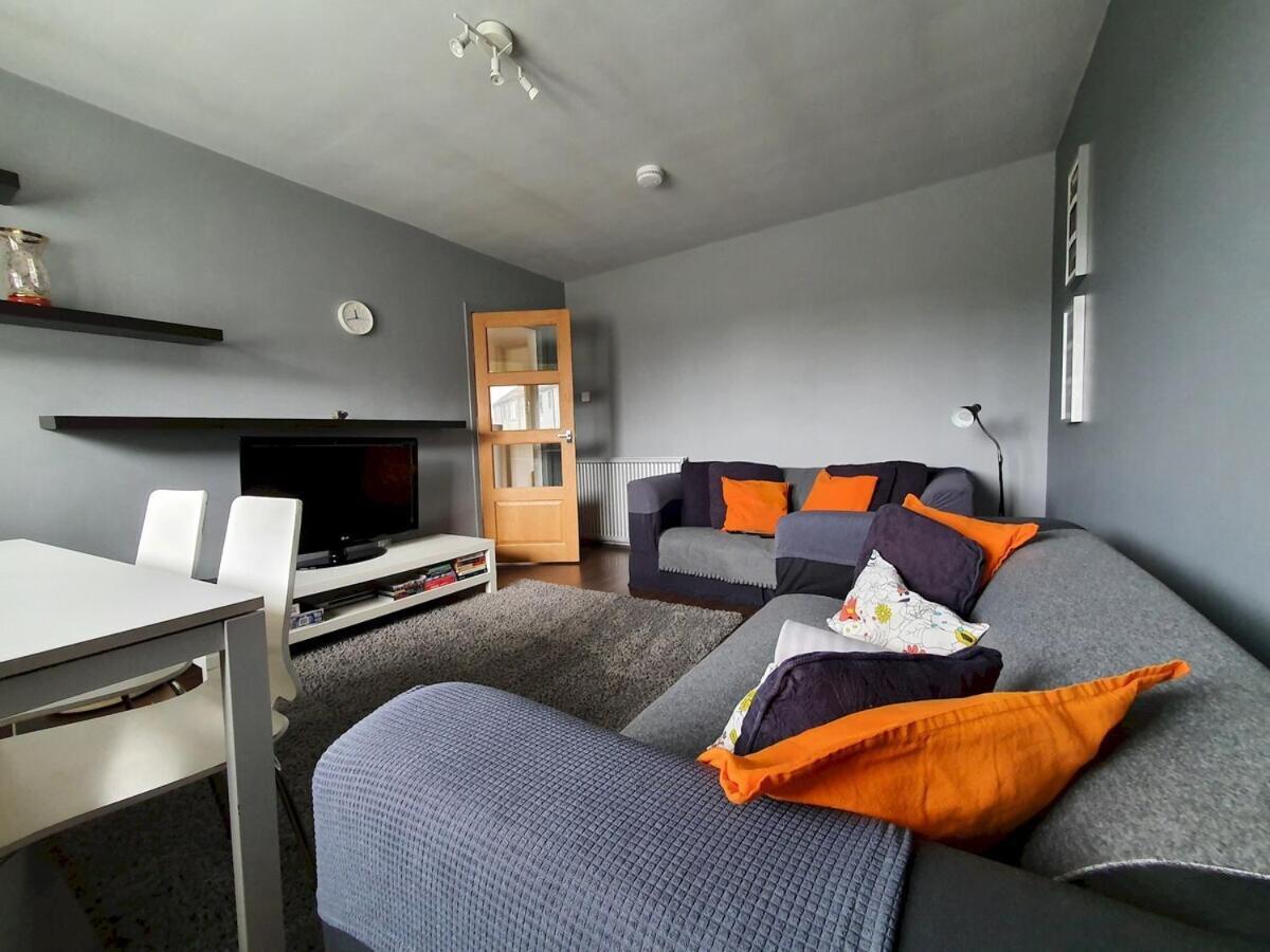 2 Bedroom, Free Parking & Netflix Near Hospitals *